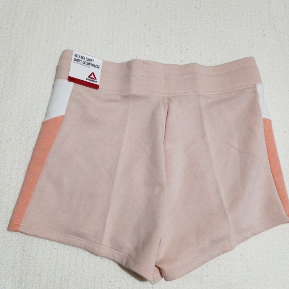 Reebok Relaxed Short - New - Picture 5 of 5